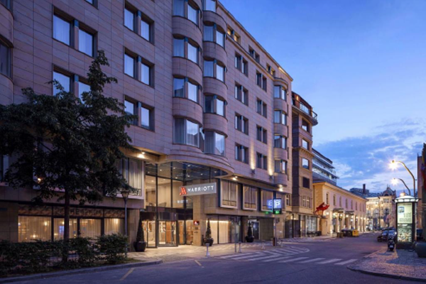 Marriot-outside